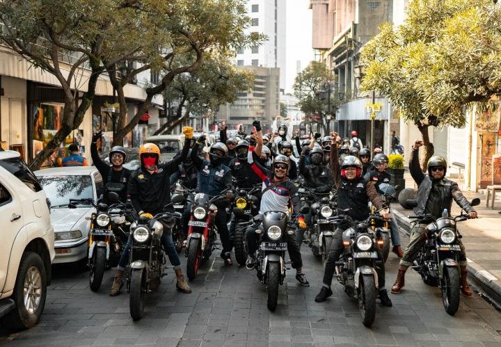 Yamaha XSR 155 Jadi Motor Sport Retro yang Dimiliki Banyak Penggemar